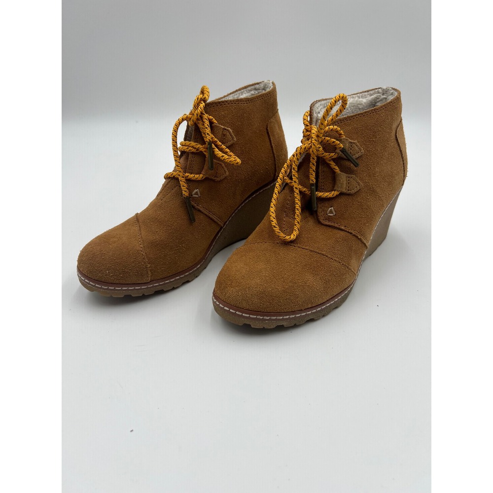 TOMS Leila Brown Suede Wedge Booties Faux Fur Lined Lace Up Boots Womens 6.5